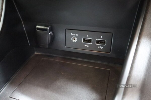 Used Renault Captur 2020 for sale - 76563006: Photo 42