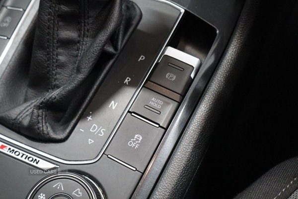 Used Volkswagen Tiguan 2016 for sale - 77926377: Photo 37