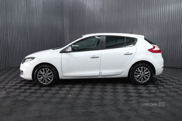 Used Renault Megane 2014 for sale - 75929015: Photo 4