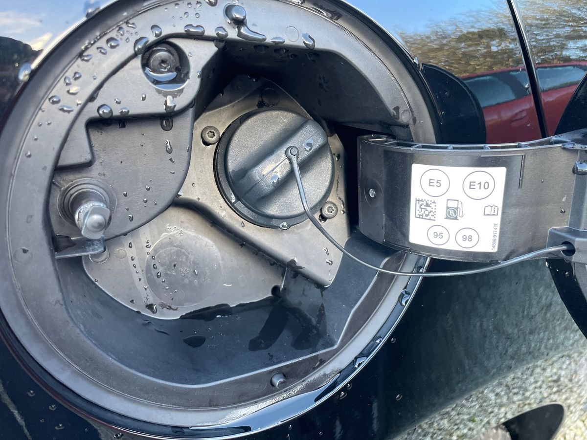 Used Renault Clio 2024 for sale - 76471383: Photo 31