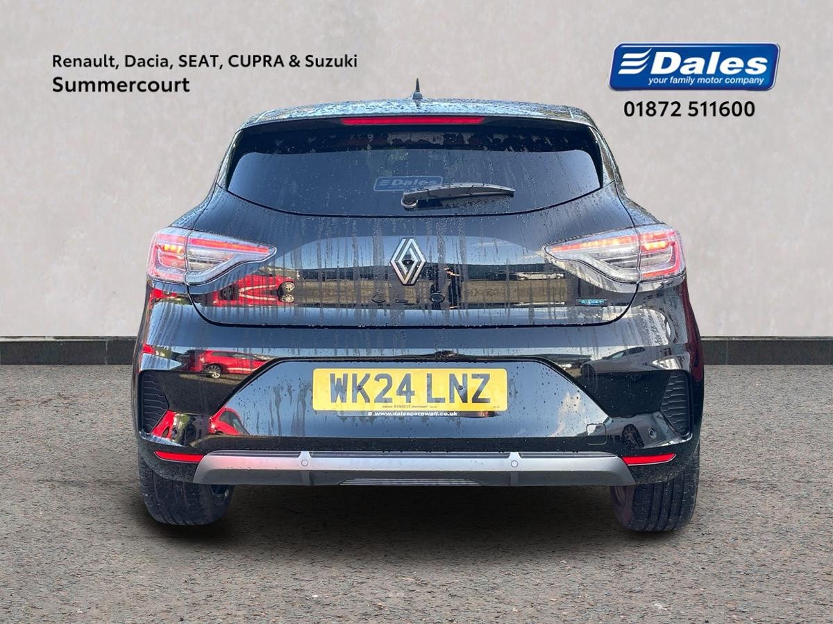 Used Renault Clio 2024 for sale - 76471383: Photo 5