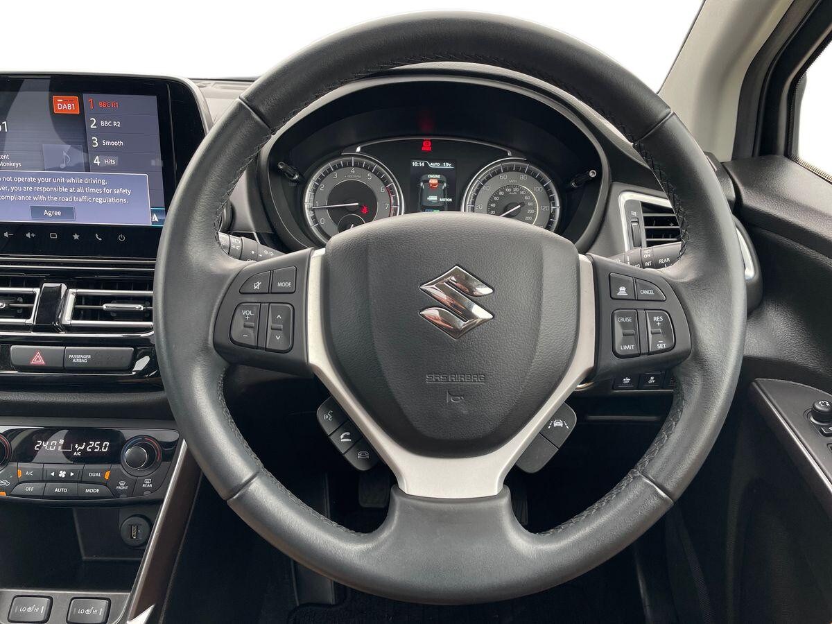 Used Suzuki SX4 S-Cross 2023 for sale - 76120509: Photo 8