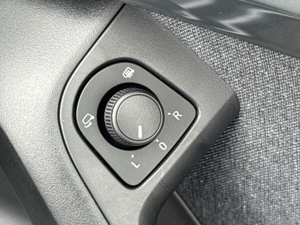 Used SEAT Ateca 2025 for sale - 75438033: Photo 35