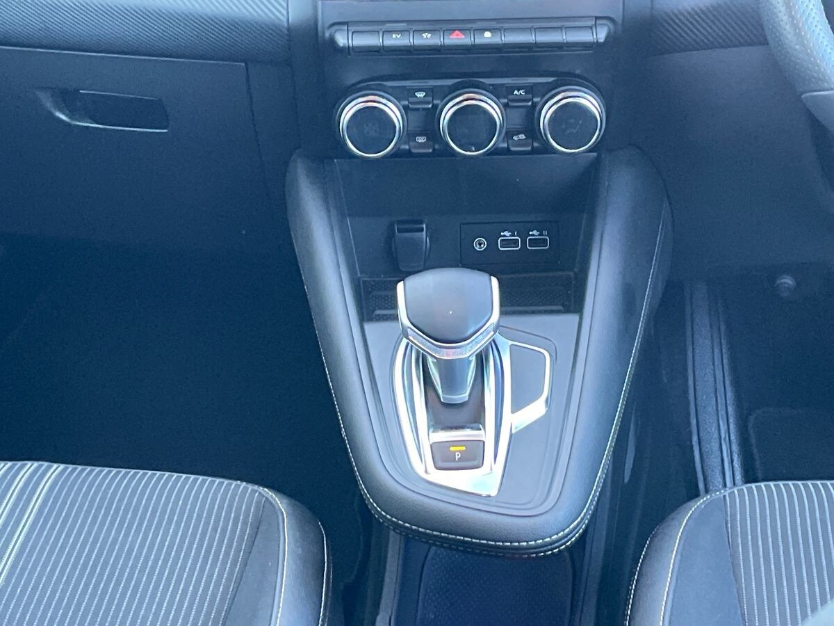 Used Renault Captur 2023 for sale - 75938999: Photo 11