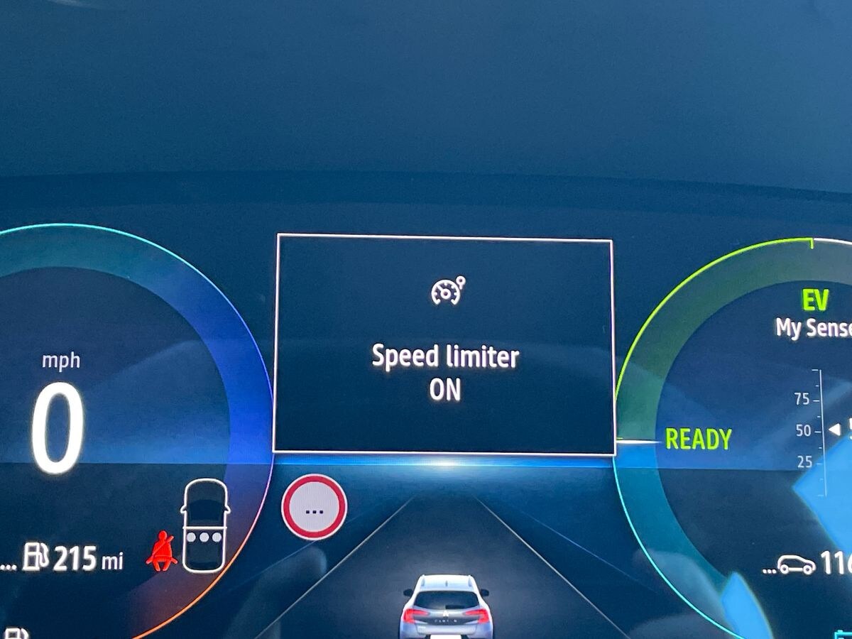 Used Renault Captur 2023 for sale - 75938999: Photo 29