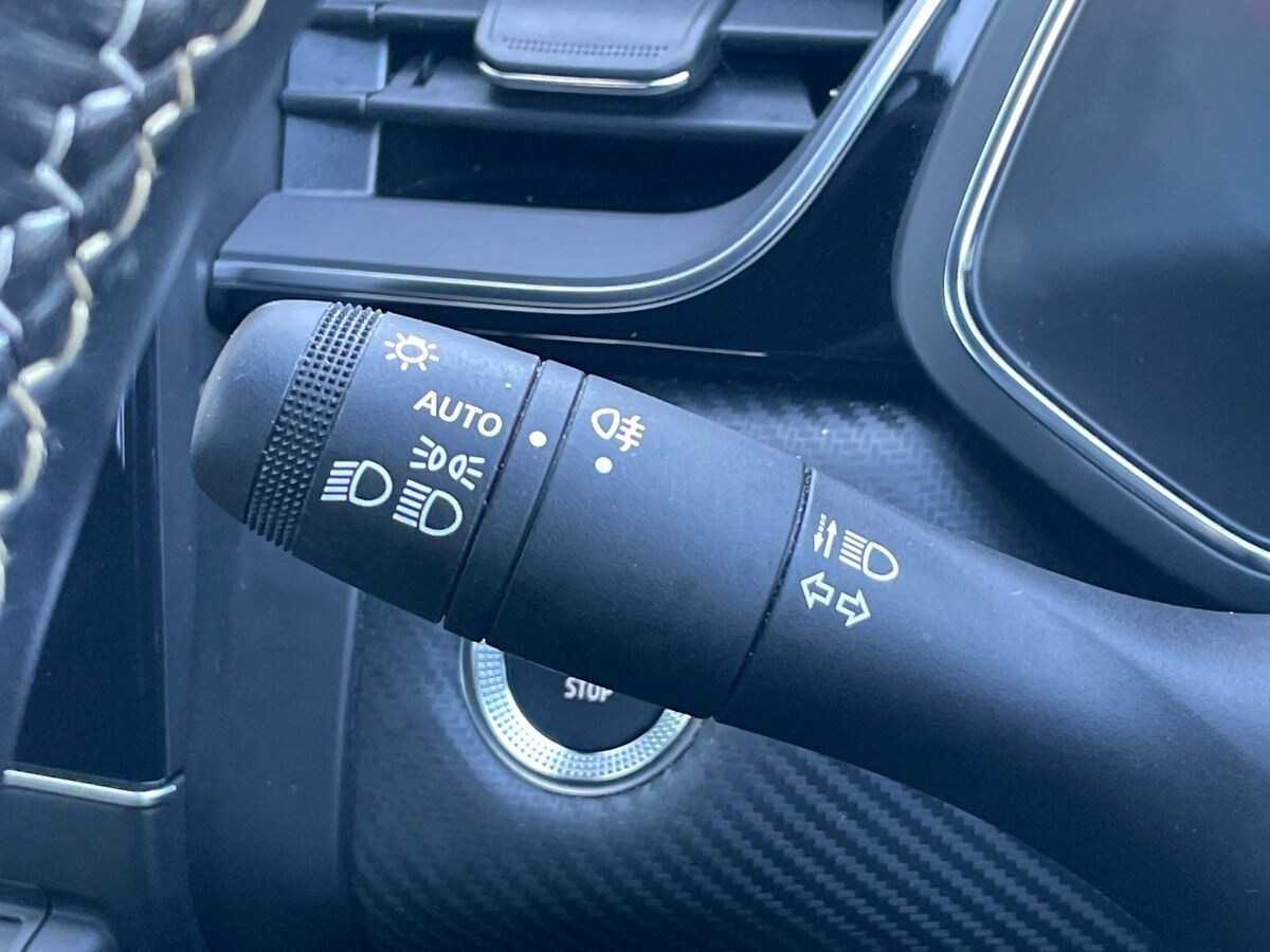 Used Renault Captur 2023 for sale - 75938999: Photo 31