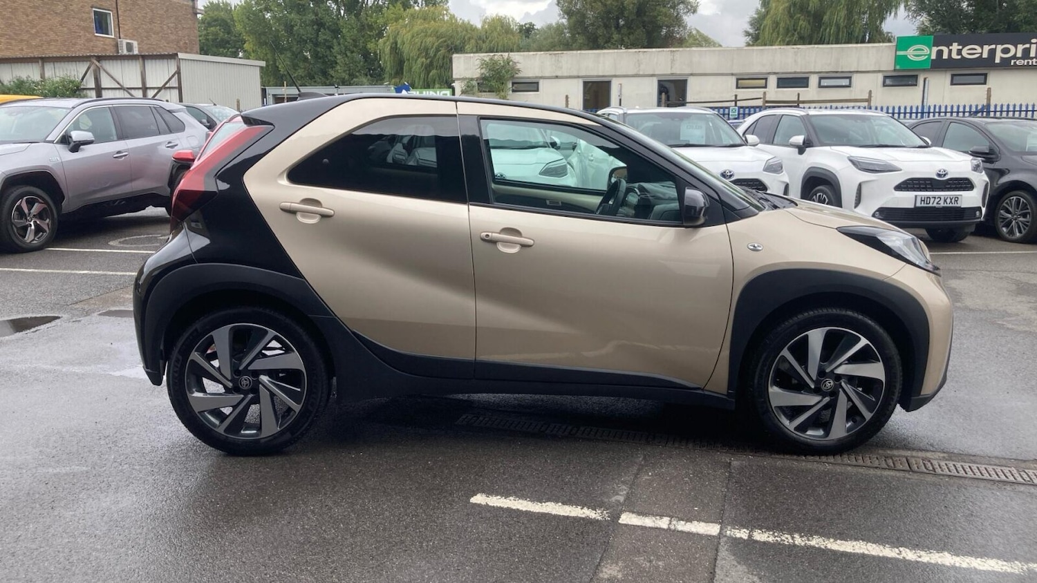 Used Toyota Aygo X 2022 for sale - 76830604: Photo 16