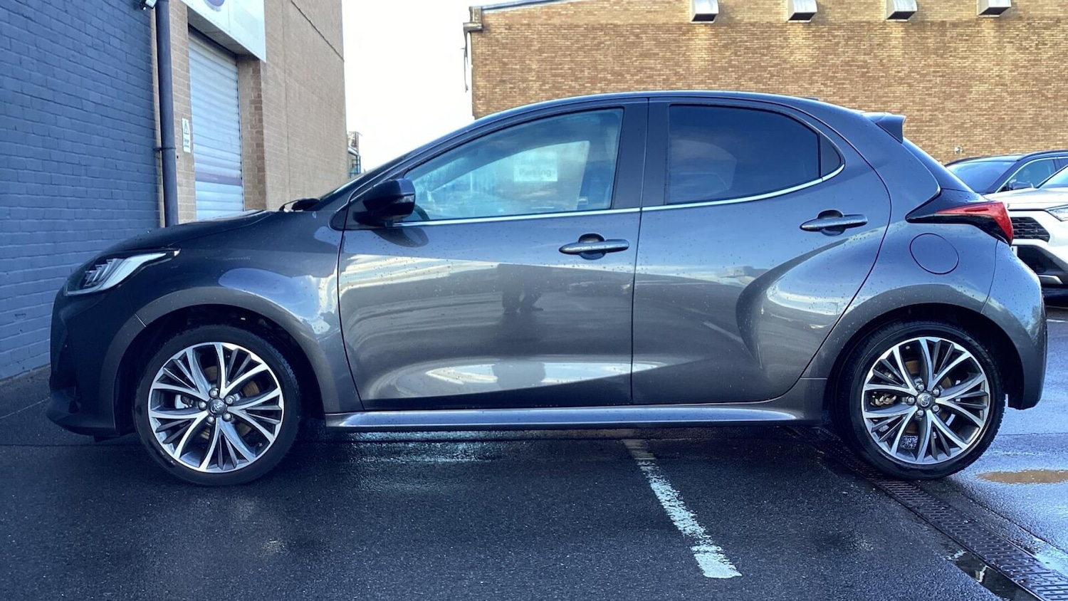 Used Toyota Yaris 2022 for sale - 77450572: Photo 19