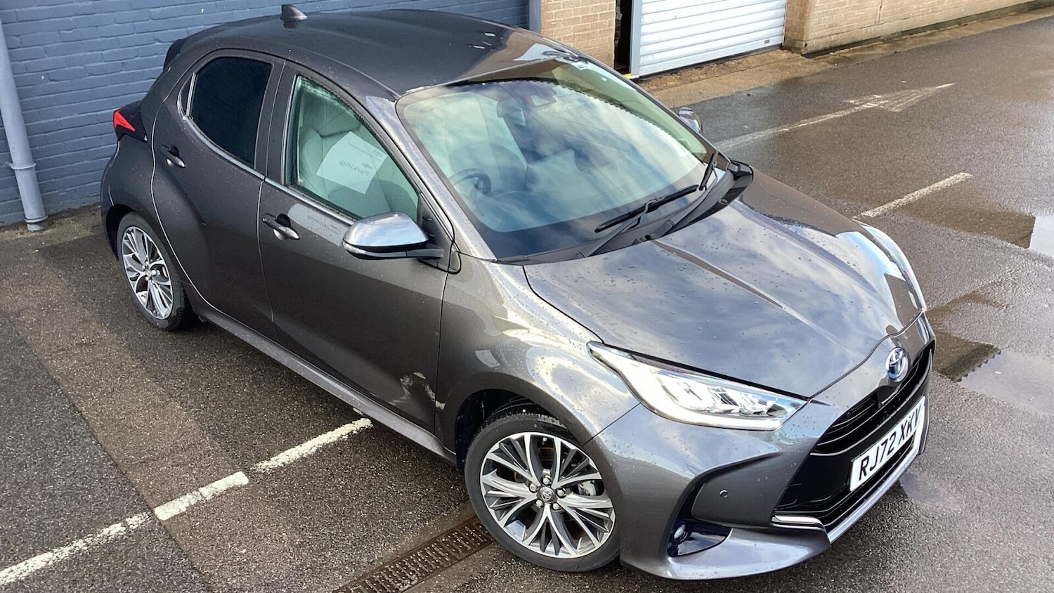 Used Toyota Yaris 2022 for sale - 77450572: Photo 25