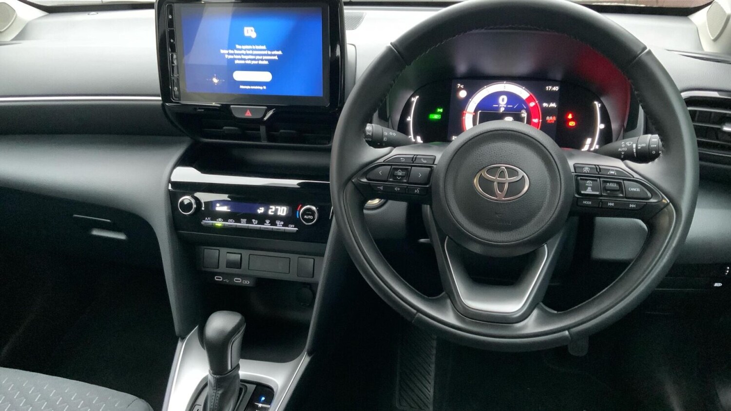 Used Toyota Yaris Cross 2025 for sale - 77635440: Photo 8