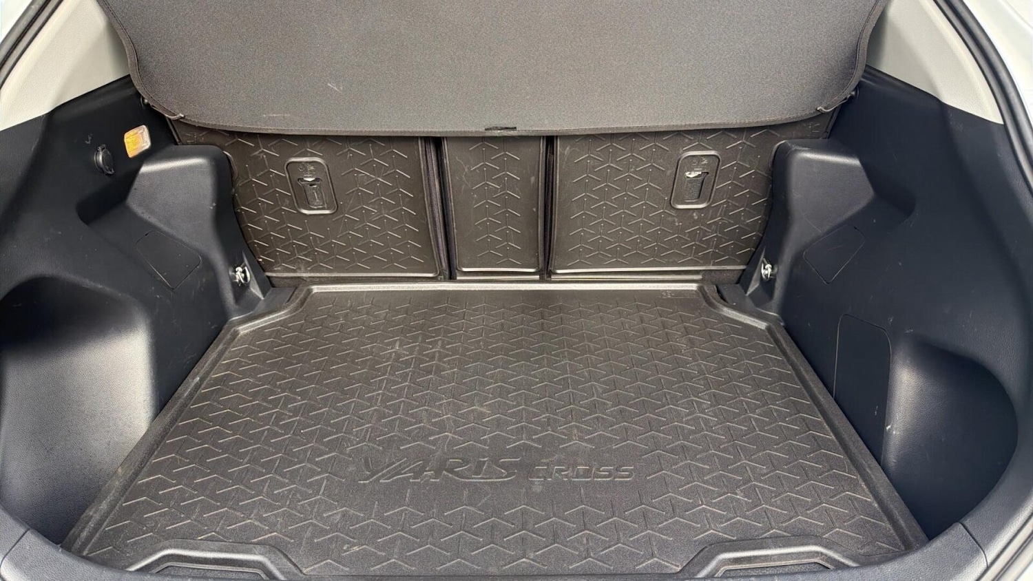 Used Toyota Yaris Cross 2023 for sale - 76676535: Photo 14