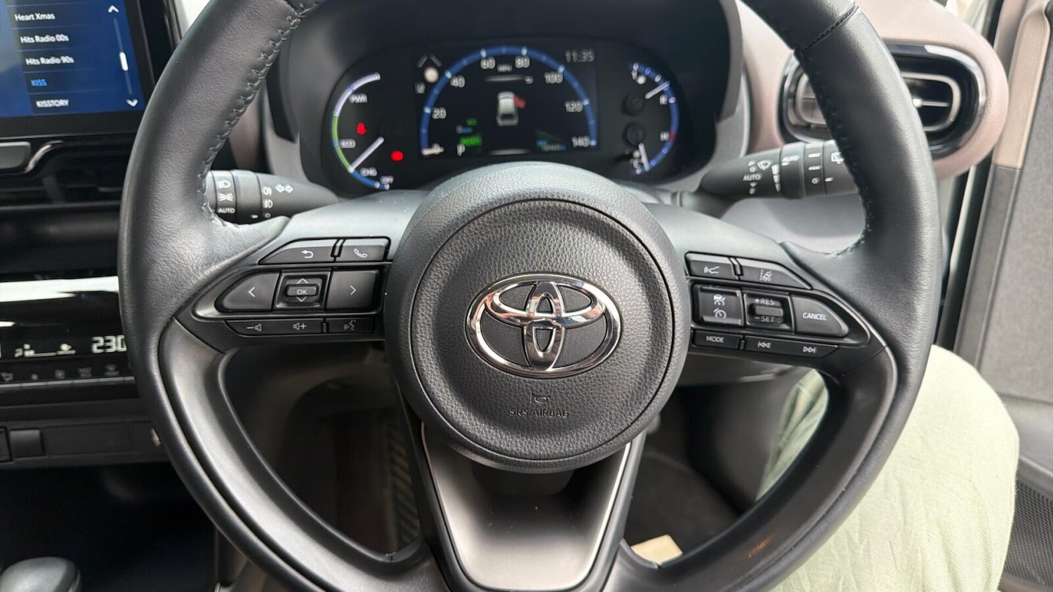 Used Toyota Yaris Cross 2023 for sale - 76676535: Photo 8