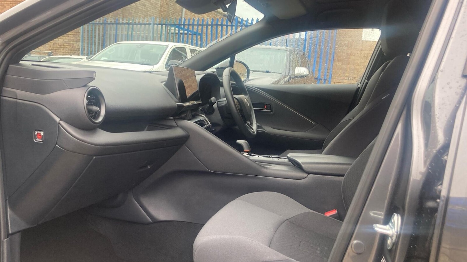 Used Toyota C-HR 2024 for sale - 77906796: Photo 14