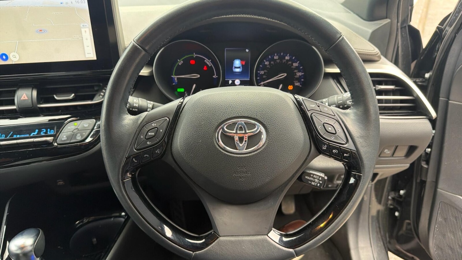 Used Toyota C-HR 2023 for sale - 78057206: Photo 8