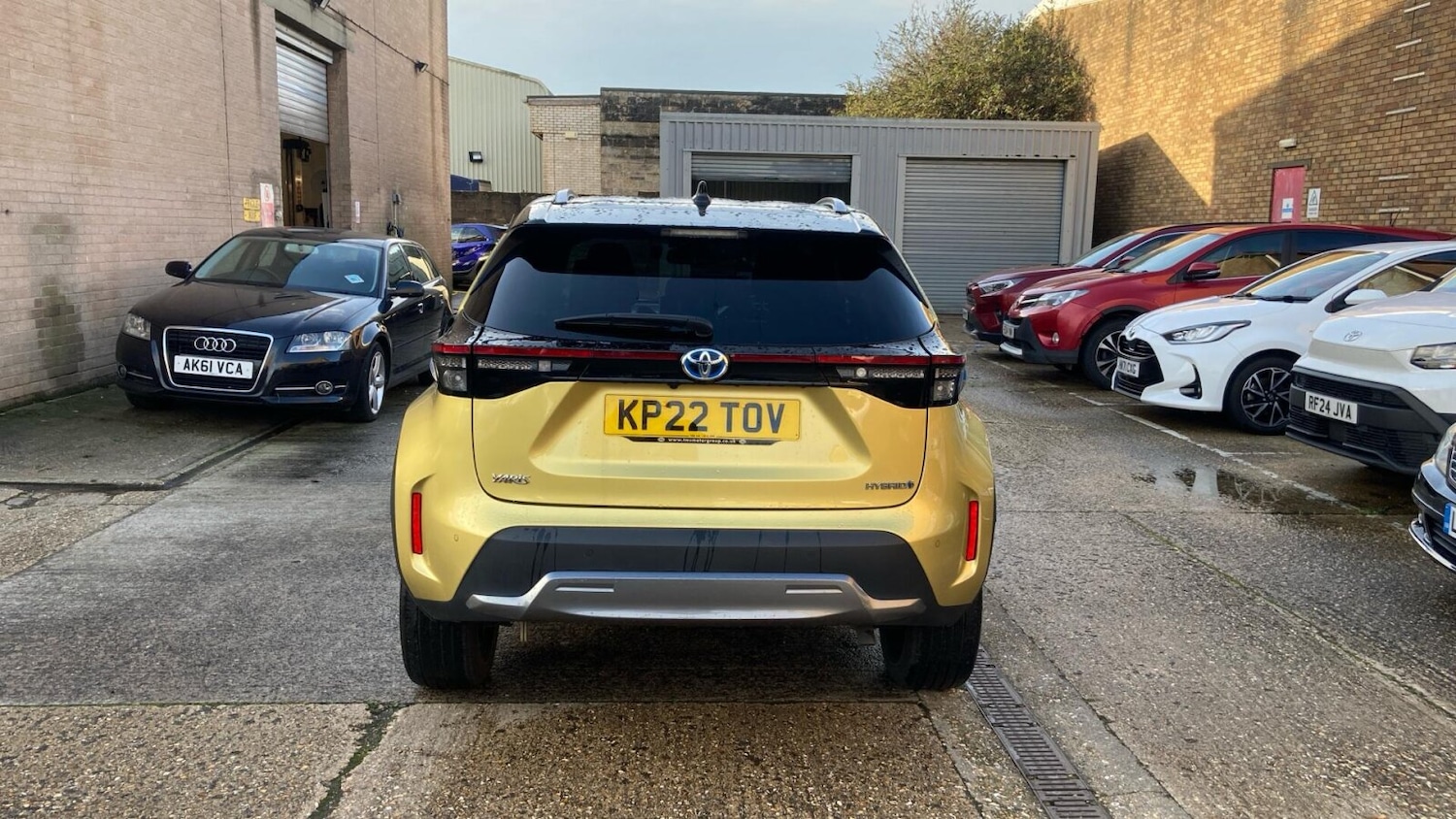 Used Toyota Yaris Cross 2022 for sale - 77077199: Photo 19