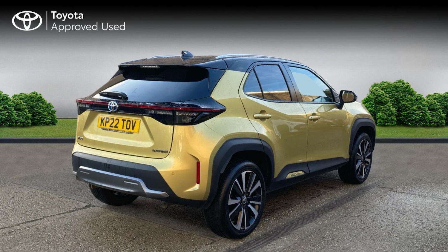 Used Toyota Yaris Cross 2022 for sale - 77077199: Photo 2