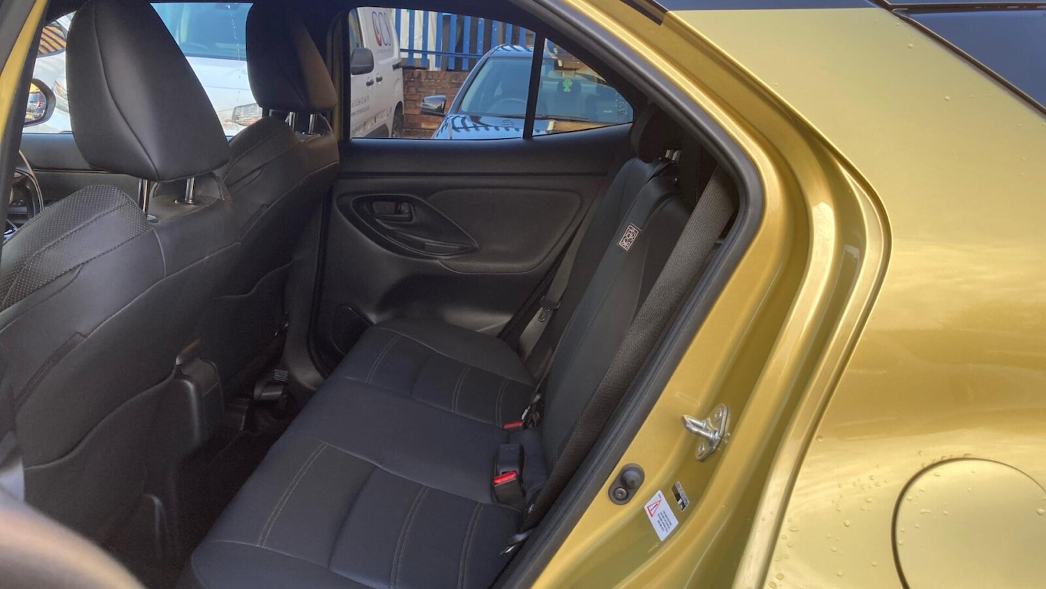 Used Toyota Yaris Cross 2022 for sale - 77077199: Photo 24