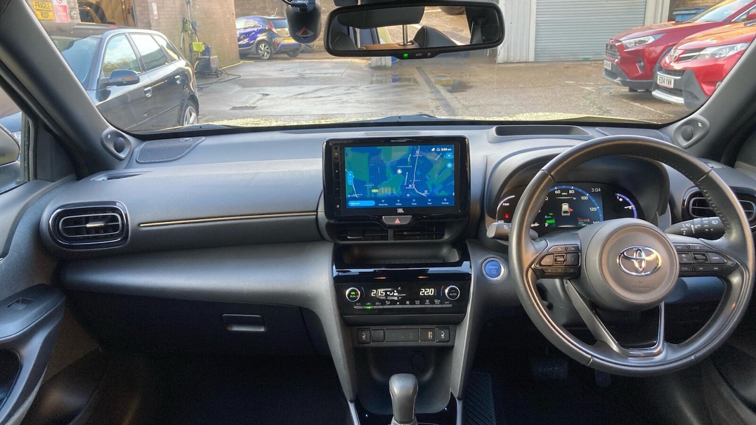 Used Toyota Yaris Cross 2022 for sale - 77077199: Photo 5