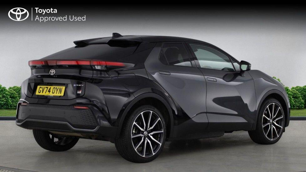 Used Toyota C-HR 2024 for sale - 77931611: Photo 4