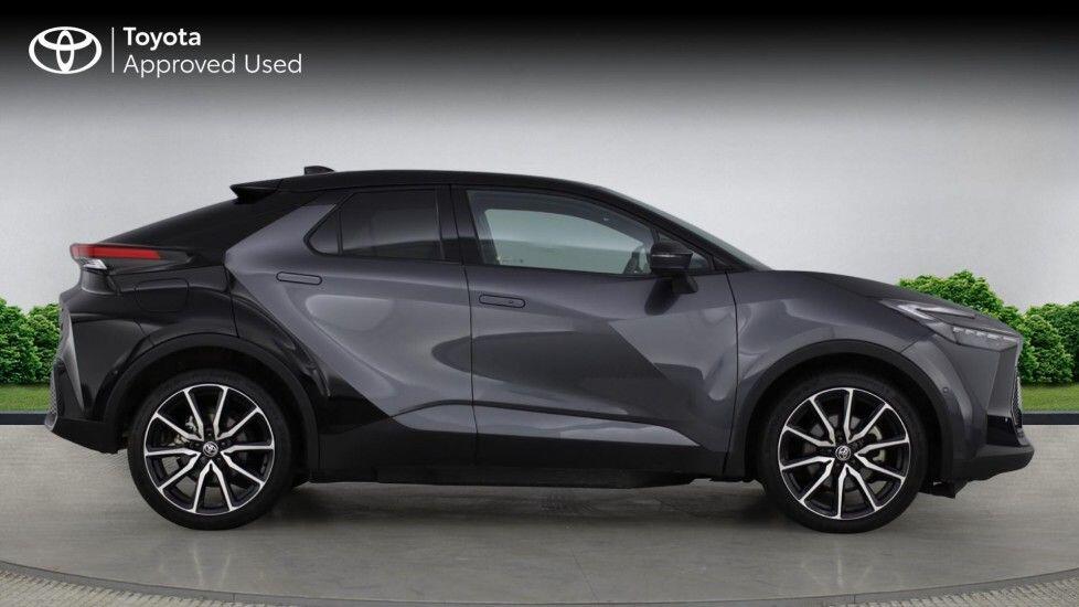 Used Toyota C-HR 2024 for sale - 77931611: Photo 6