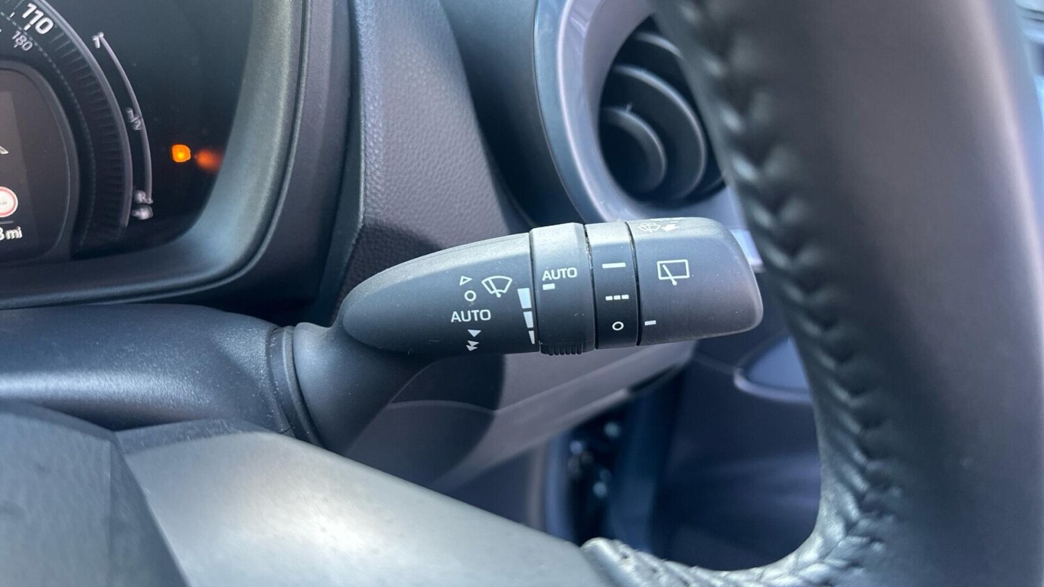 Used Toyota Aygo X 2023 for sale - 76675995: Photo 25