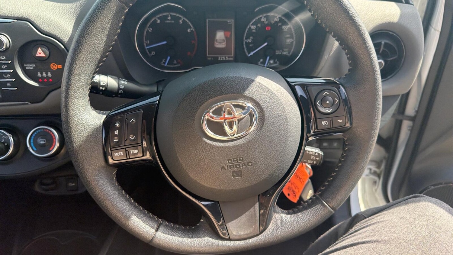 Used Toyota Yaris 2018 for sale - 78198604: Photo 11