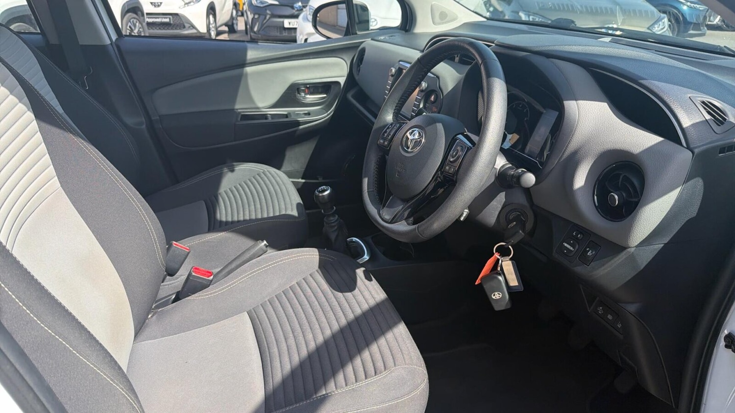 Used Toyota Yaris 2018 for sale - 78198604: Photo 13