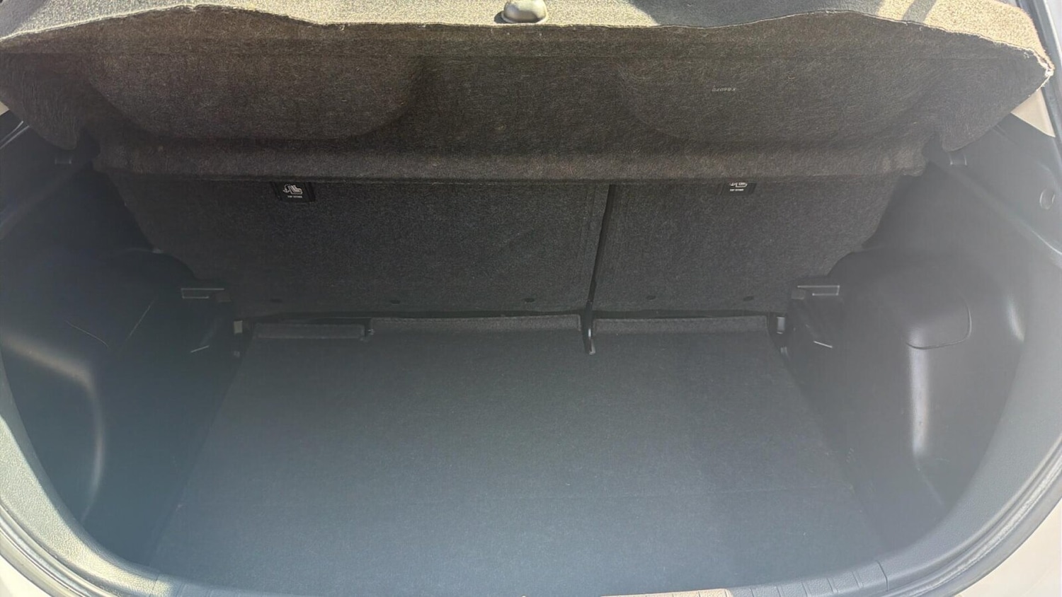 Used Toyota Yaris 2018 for sale - 78198604: Photo 14