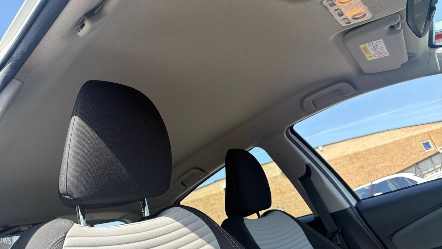 Used Toyota Yaris 2018 for sale - 78198604: Photo 20