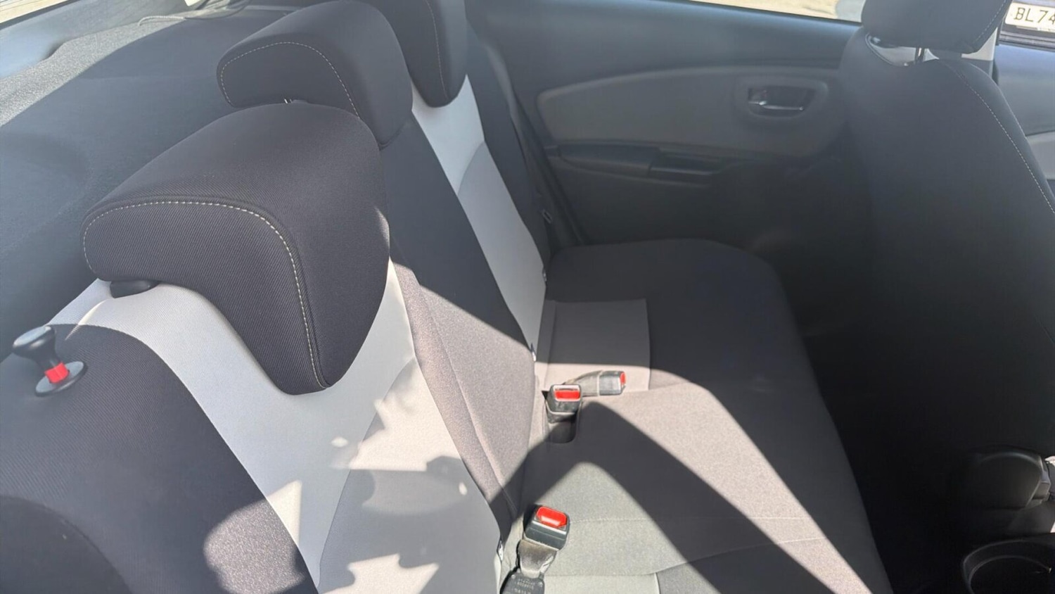 Used Toyota Yaris 2018 for sale - 78198604: Photo 9