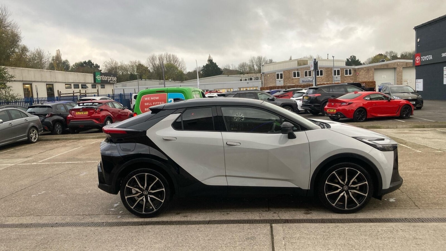 Used Toyota C-HR 2025 for sale - 76680188: Photo 16