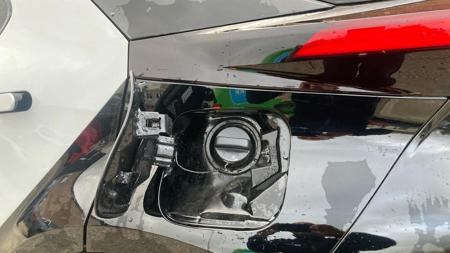 Used Toyota C-HR 2025 for sale - 76680188: Photo 20