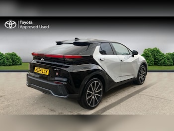 Used Toyota C-HR 2025 for sale - 76680188: Photo
