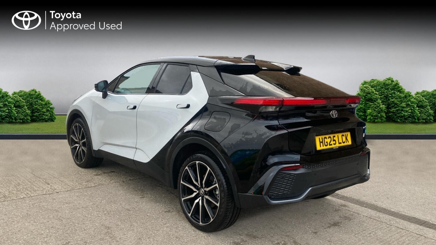 Used Toyota C-HR 2025 for sale - 76680188: Photo 4