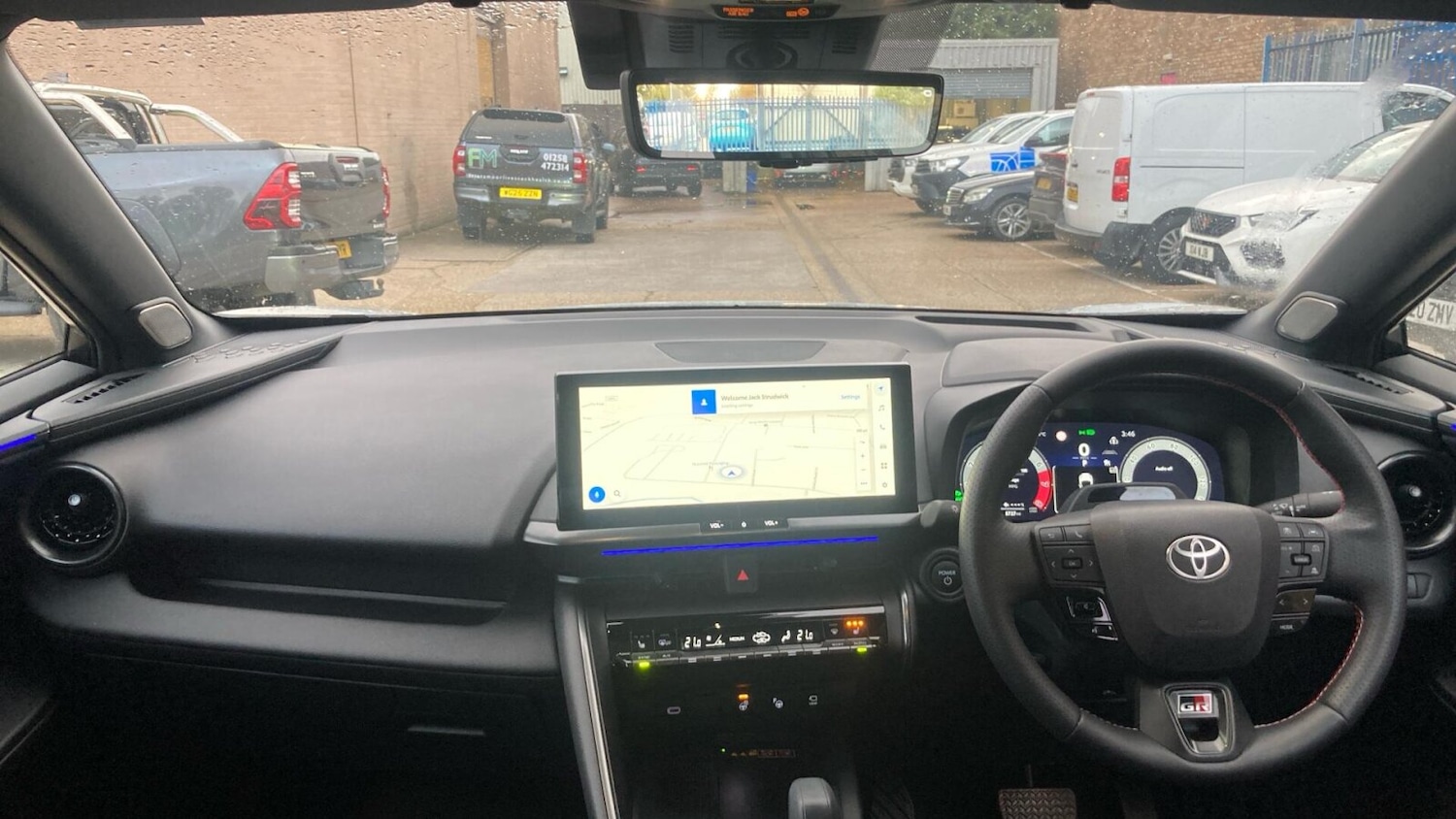 Used Toyota C-HR 2025 for sale - 76680188: Photo 5