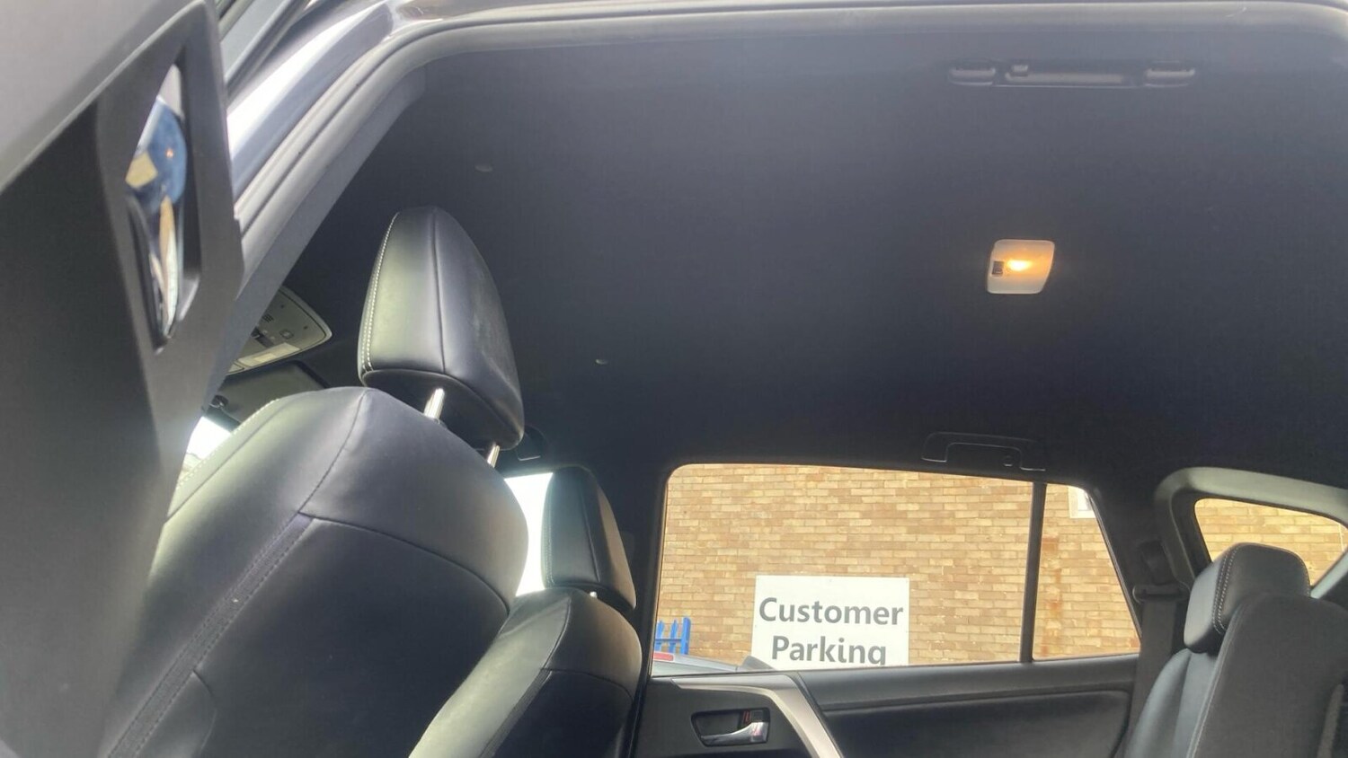 Used Toyota RAV4 2018 for sale - 78053465: Photo 22