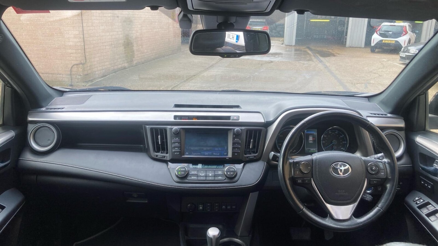 Used Toyota RAV4 2018 for sale - 78053465: Photo 5