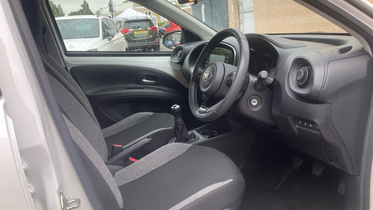 Used Toyota Aygo X 2022 for sale - 76674606: Photo 11