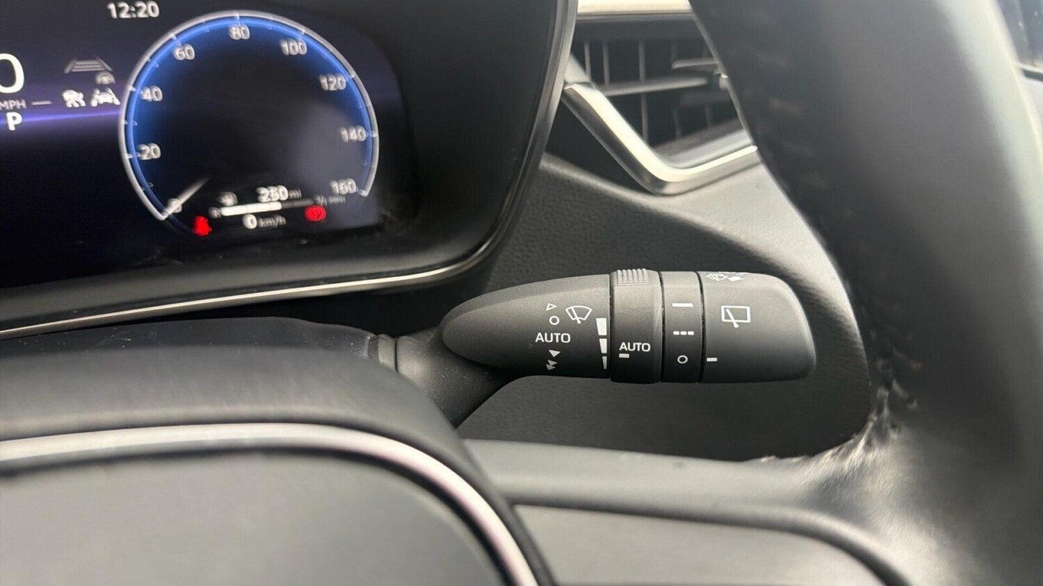 Used Toyota Corolla 2023 for sale - 76676560: Photo 25