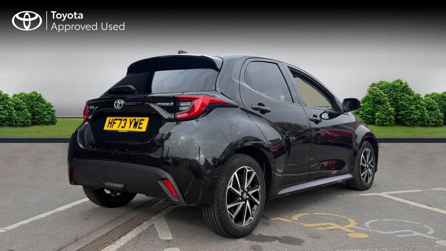 Used Toyota Yaris 2023 for sale - 76676190: Photo 2