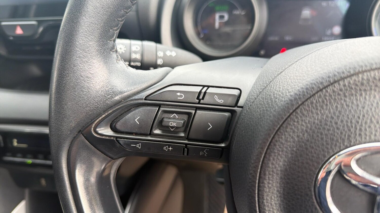 Used Toyota Yaris 2023 for sale - 76676190: Photo 24