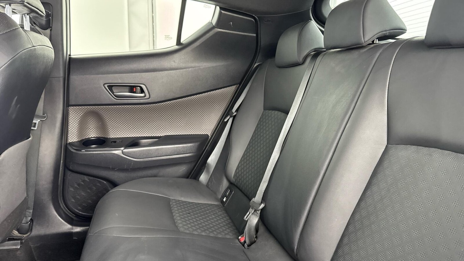 Used Toyota C-HR 2022 for sale - 76791773: Photo 13