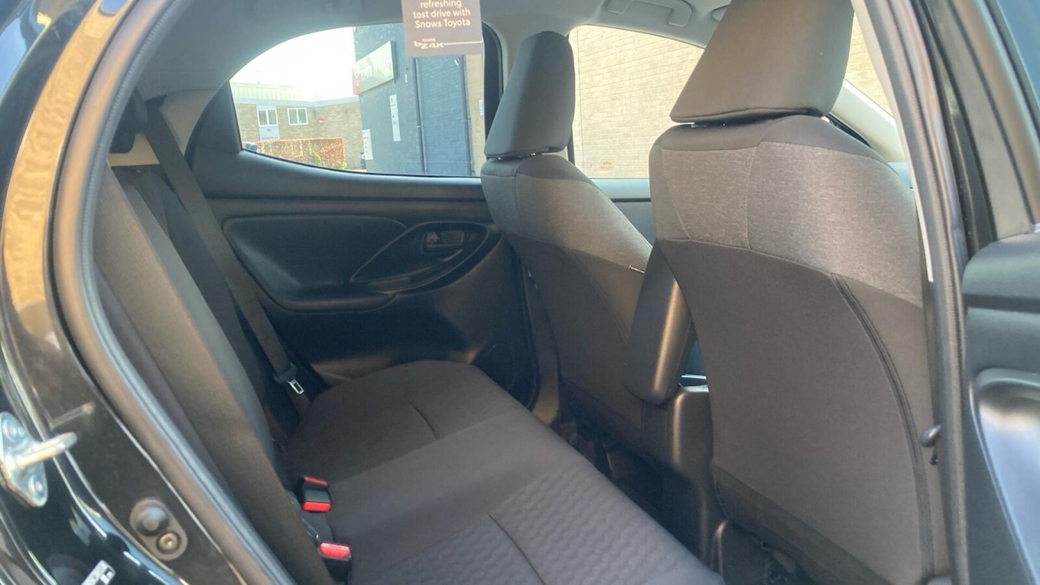 Used Toyota Yaris 2023 for sale - 77932871: Photo 15