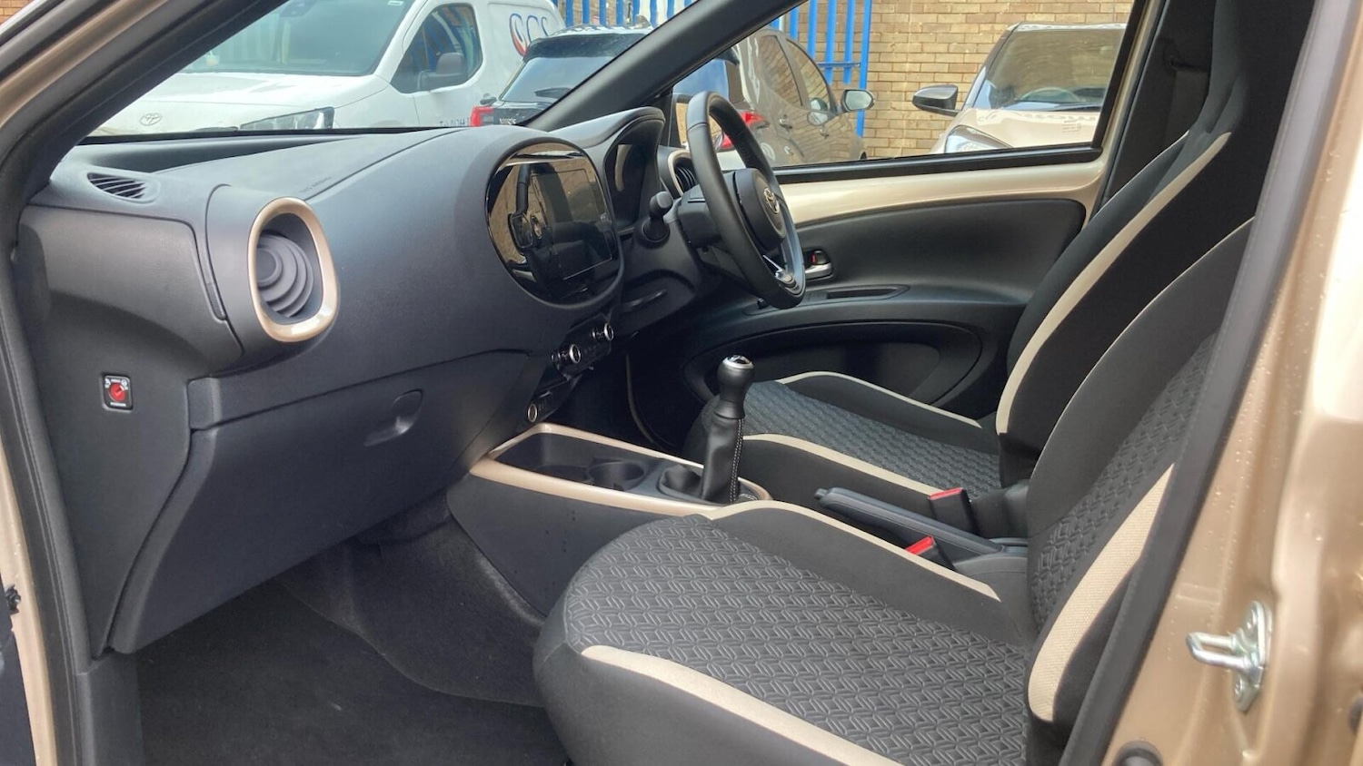 Used Toyota Aygo X 2025 for sale - 76931530: Photo 11