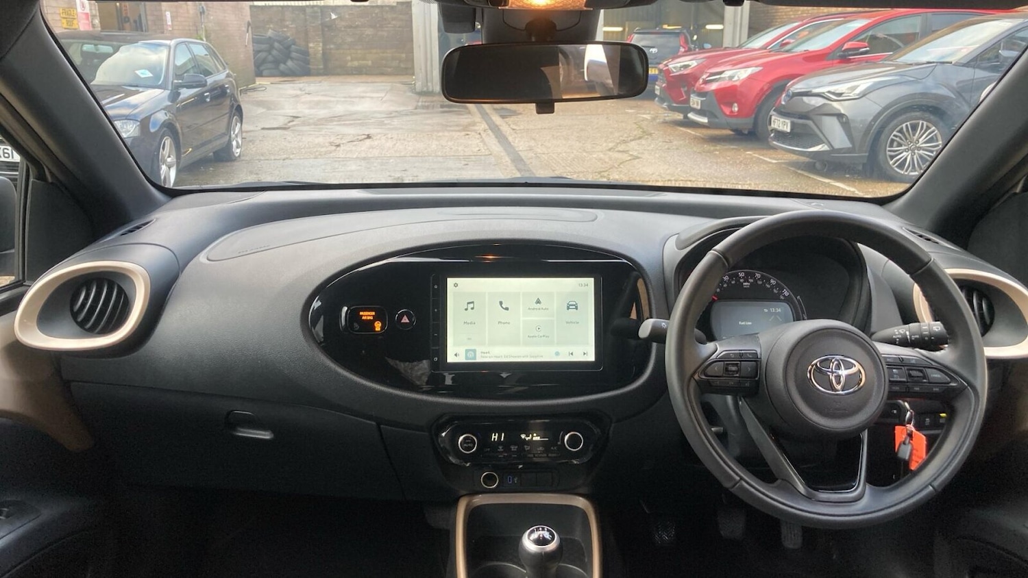 Used Toyota Aygo X 2025 for sale - 76931530: Photo 6