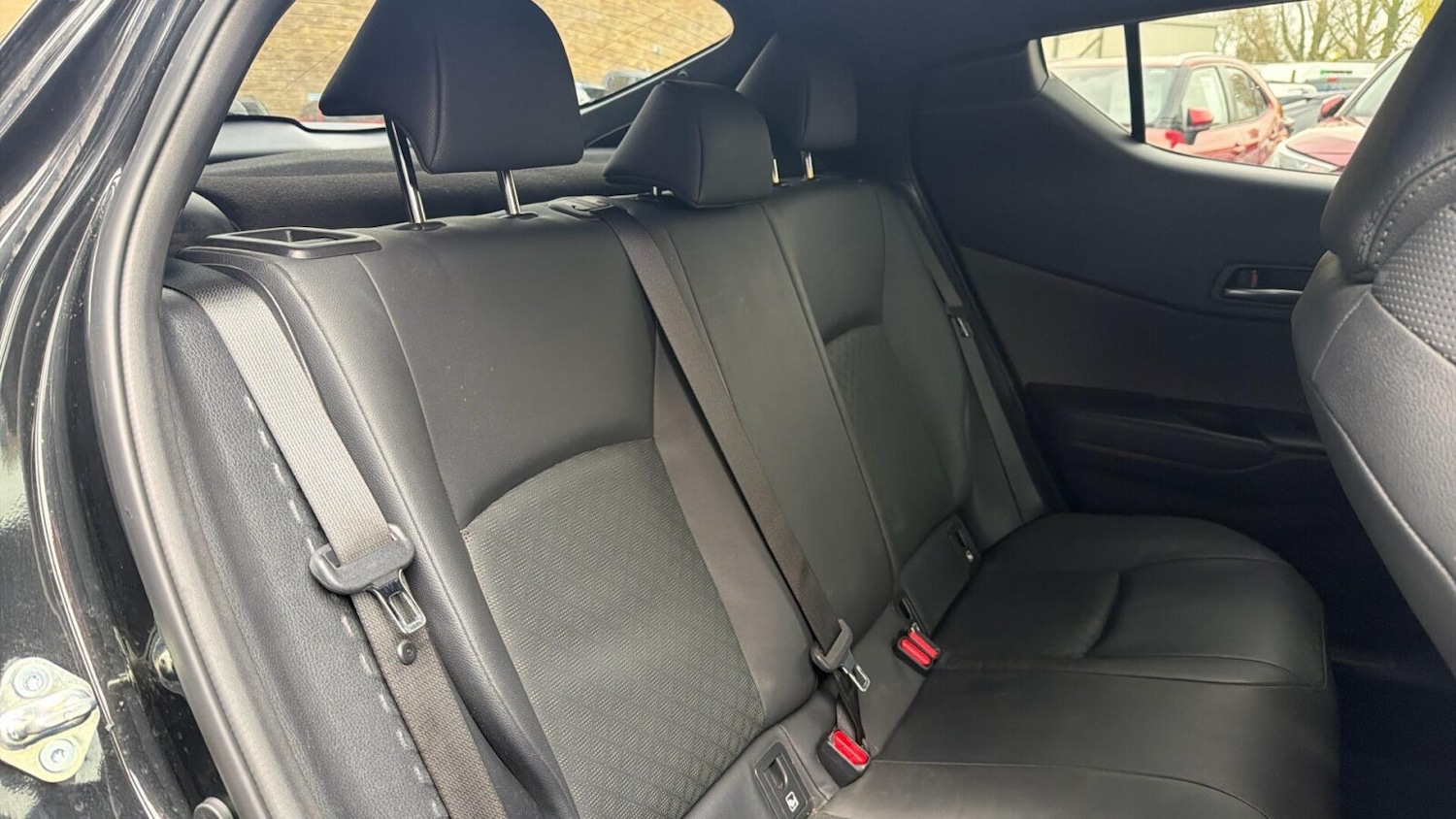 Used Toyota C-HR 2023 for sale - 77918509: Photo 16