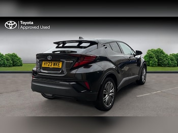 Used Toyota C-HR 2023 for sale - 77918509: Photo