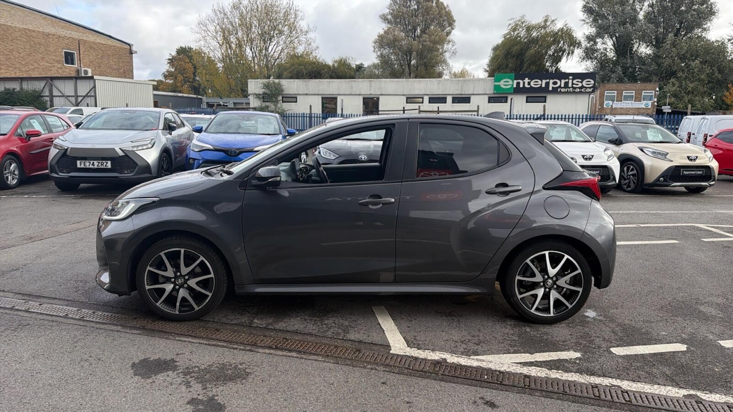 Used Toyota Yaris 2022 for sale - 76791776: Photo 17