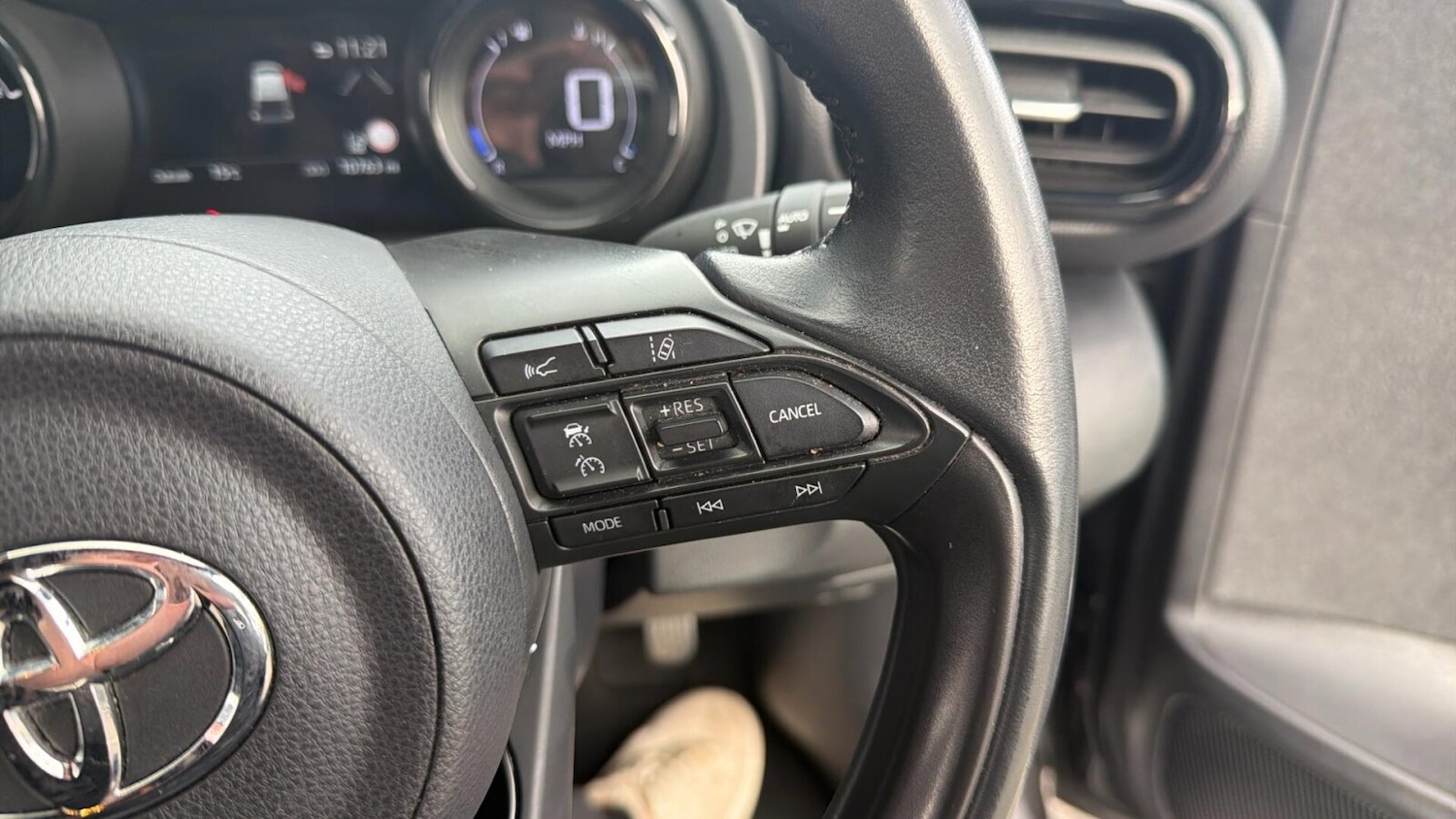 Used Toyota Yaris 2022 for sale - 76791776: Photo 23