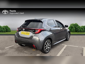 Used Toyota Yaris 2022 for sale - 76791776: Photo